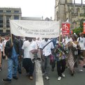 Refugiados congoleños manifestándose en el Reino Unido
